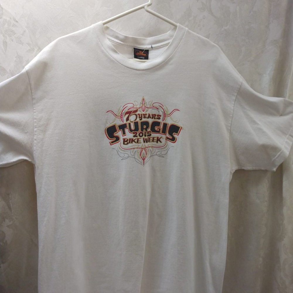 XL Hot Leathers White Sturgis 2015 Black Hills Rally Tee